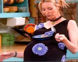 Although she was really pregnant at the time her character was pregnant with a triplet but not that big so have to use pads to show that she is pregna